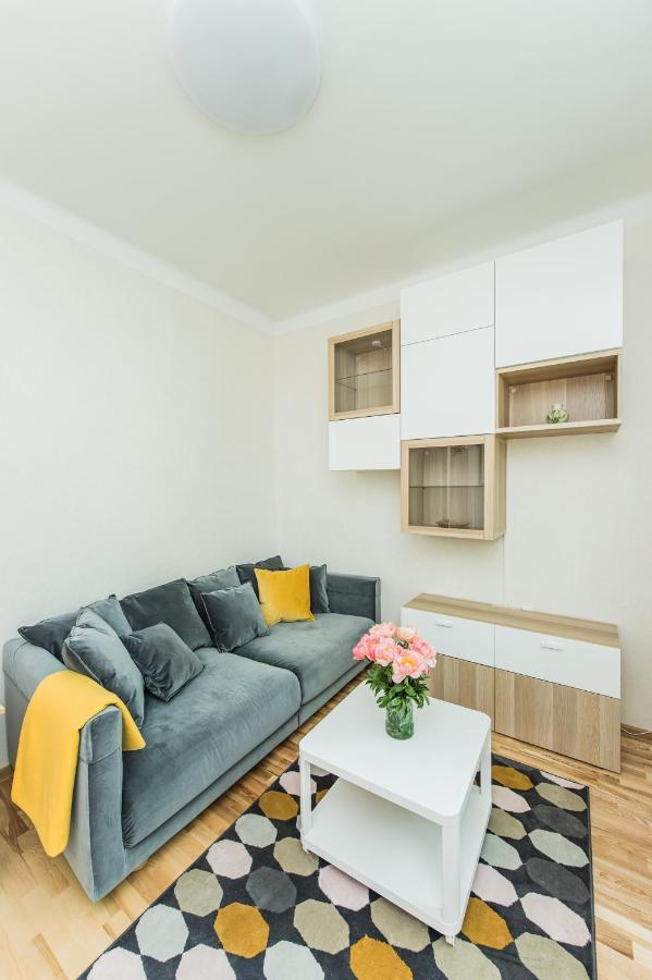 Lovely 1-Bedroom Apartment In Kaunas Old Town Zewnętrze zdjęcie
